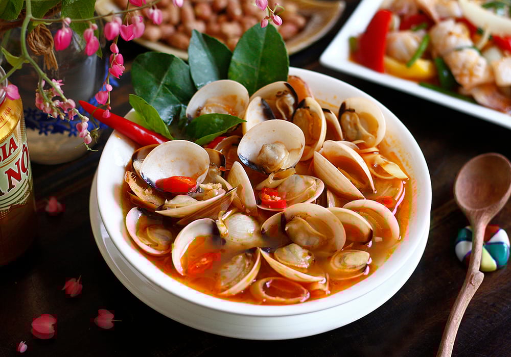 Các bước làm nghêu hấp Thái