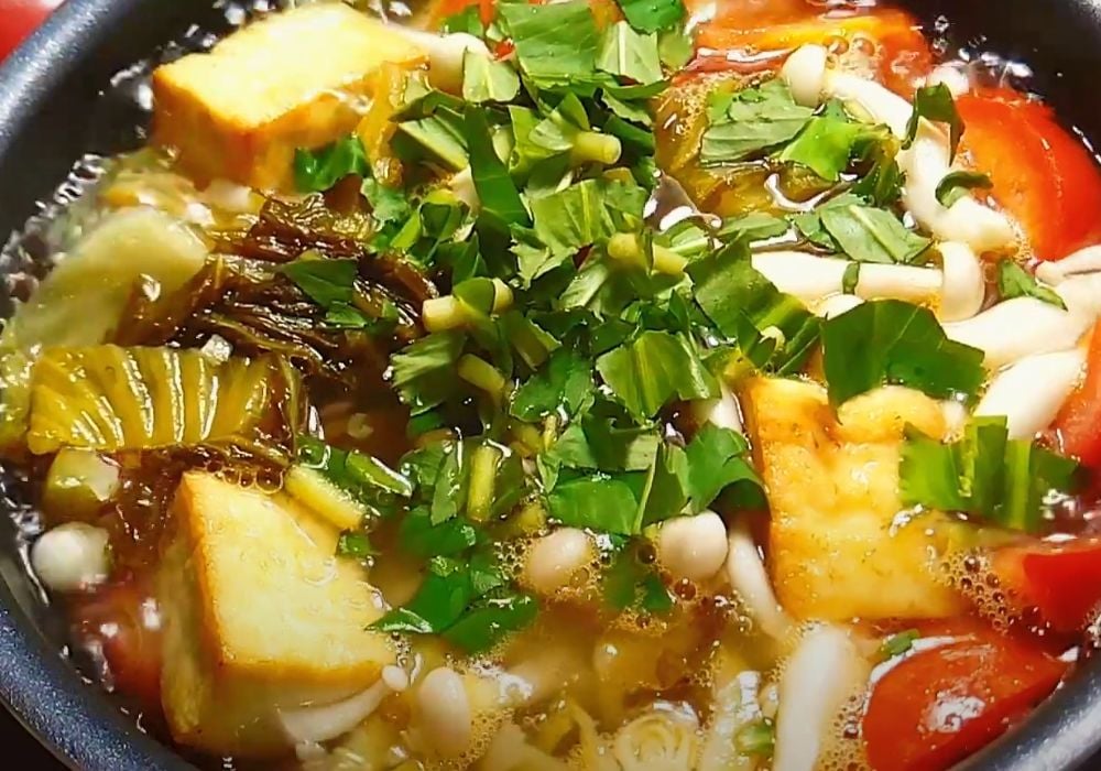Canh dưa chua đậu phụ chay