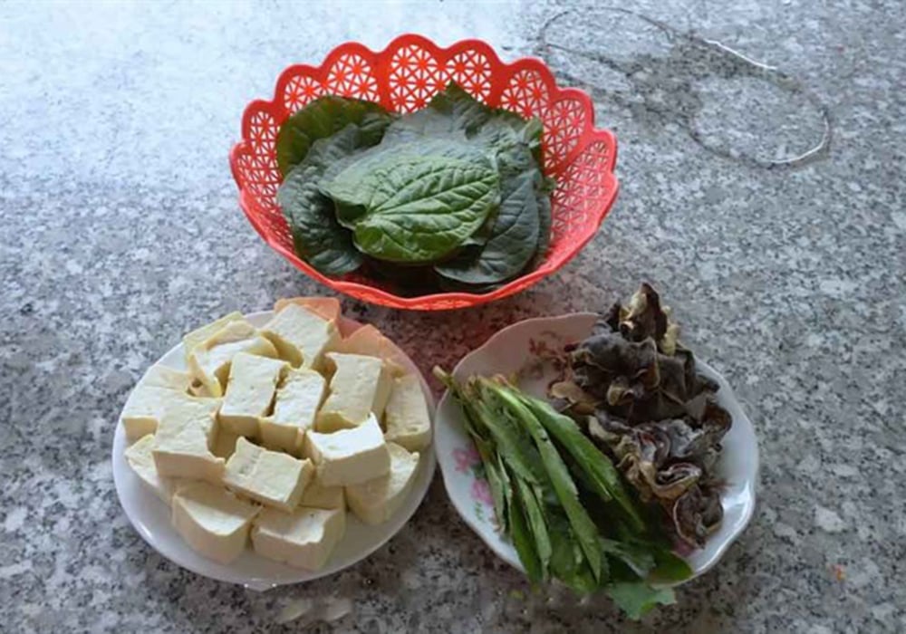 Nguyên liệu làm chả lá lốt chay