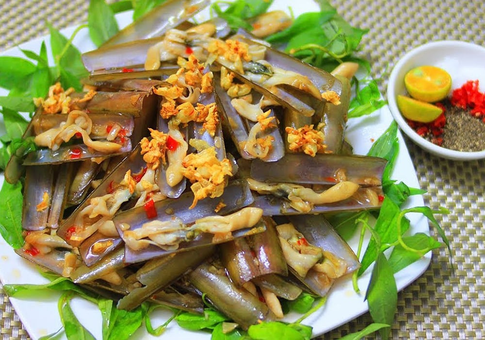 Ốc móng tay xào tỏi (ốc móng tay cháy tỏi)