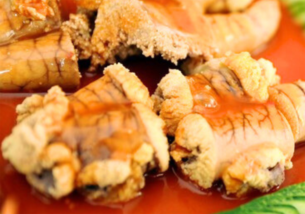 Trứng cá sốt cà chua