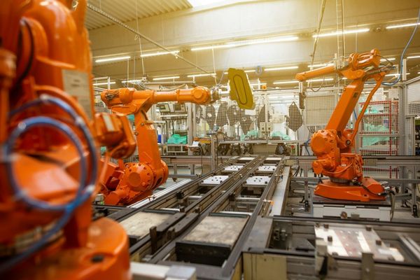 Self-Driving Laboratory 2026: Khi AI và robot bắt đầu tự vận hành phòng thí nghiệm