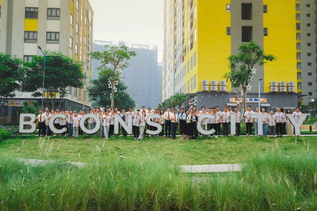 BCONS & SINH VIÊN KHOA KINH TẾ - TRƯỜNG CAO ĐẲNG ĐỒNG AN: HÀNH TRÌNH KẾT NỐI TRI THỨC VÀ TRẢI NGHIỆM THỰC TIỄN