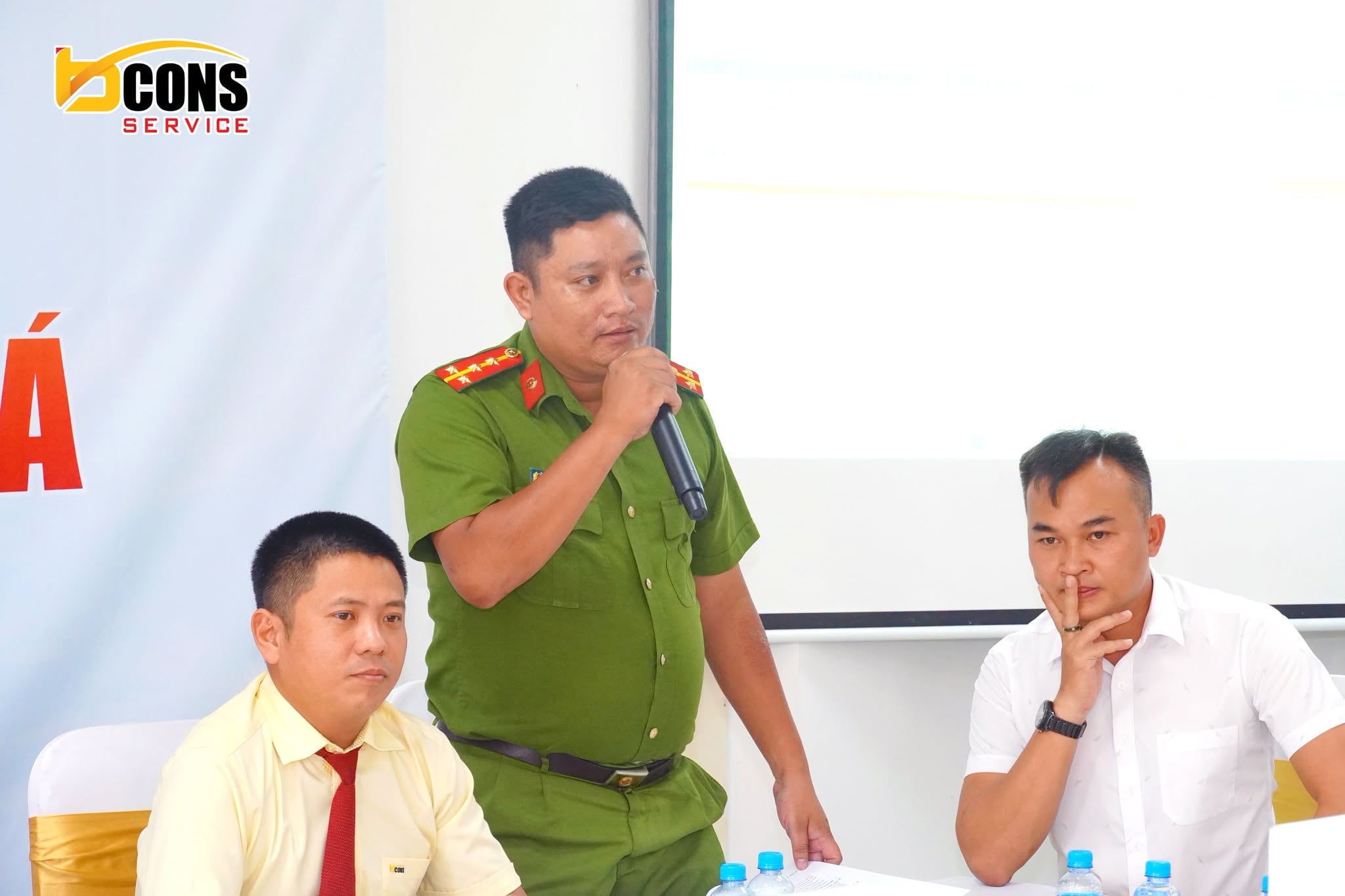 Công an Phường Đông Hòa phổ biến an toàn PCCC Đại diện Công an Phường Đông Hòa quán triệt an ninh trật tự