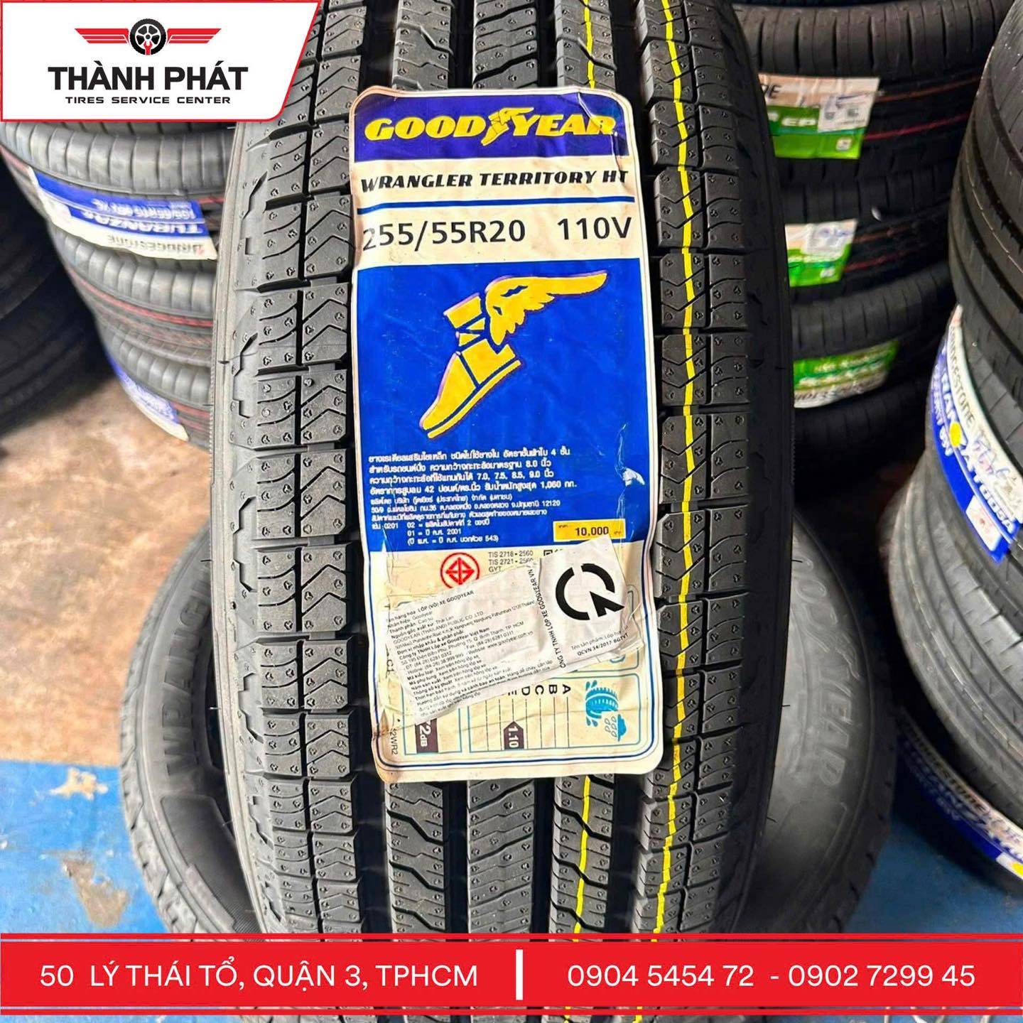 Các bác chạy Ford Explorer, Everest hay Land Rover Discovery Sport chắc đã thấy ký hiệu “HT” trên bộ lốp Goodyear Wrangler Territory rồi ha?