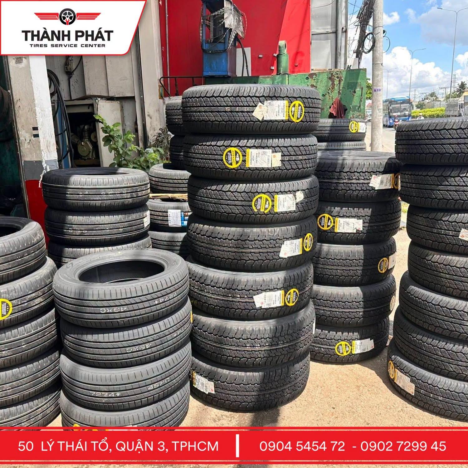 DUNLOP - hãng lốp xe chất lượng của Nhật Bản và là dòng lốp theo xe của nhiều thương hiệu xe nổi tiếng như LEXUS, TOYOTA, FORD, ...