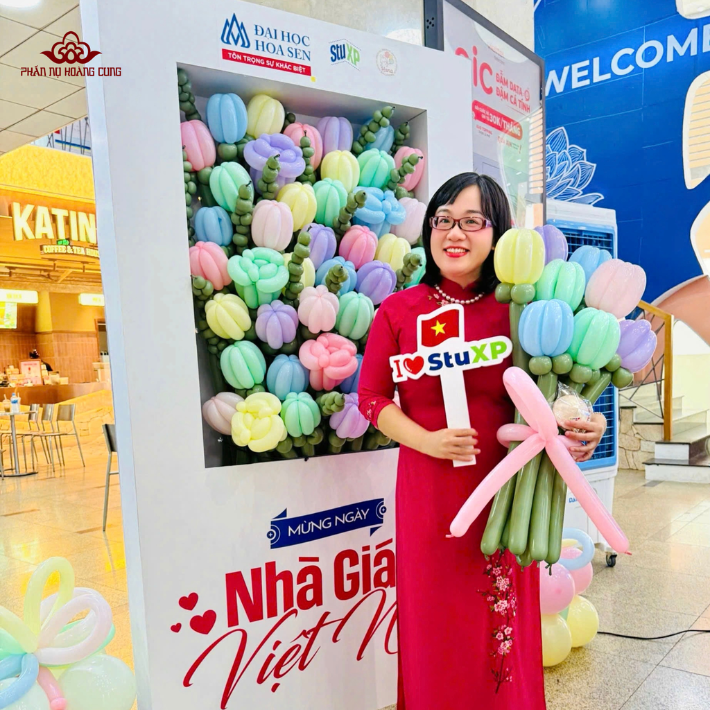 PHẤN NỤ HOÀNG CUNG VÀ HÀNH TRÌNH 2 NĂM ĐỒNG HÀNH CÙNG SINH VIÊN ĐẠI HỌC HOA SEN TRONG NGÀY NHÀ GIÁO VIỆT NAM 20/11