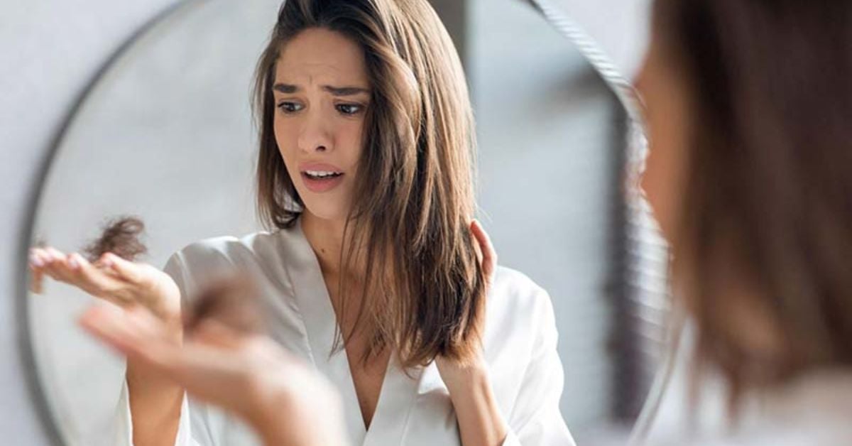 Deadline cuối năm khiến tóc rụng như mưa? Giải pháp giảm stress cho da đầu từ thảo dược