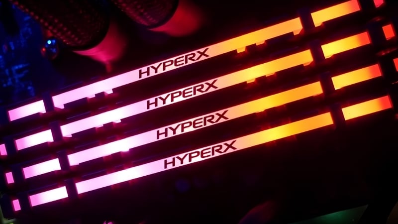 Ram Kingston HyperX Predator RGB 8GB 3200 có thiết kế gaming gọn gàng