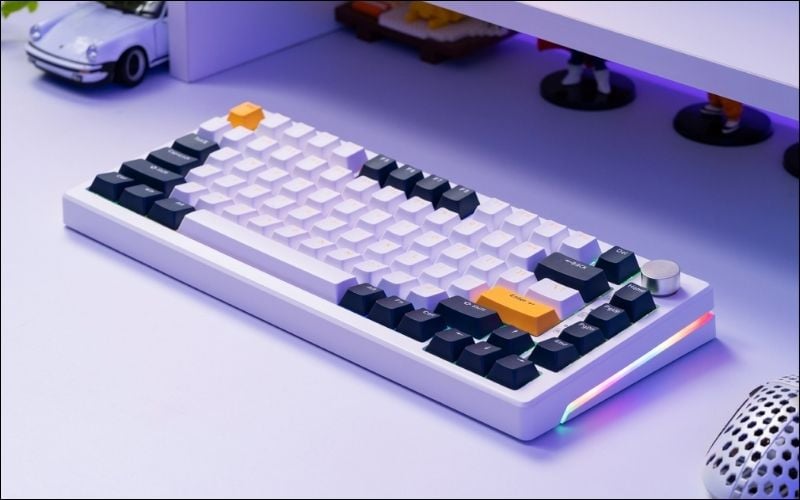 Bàn phím Red Switch cho khả năng thao tác nhanh với hành trình phím mượt