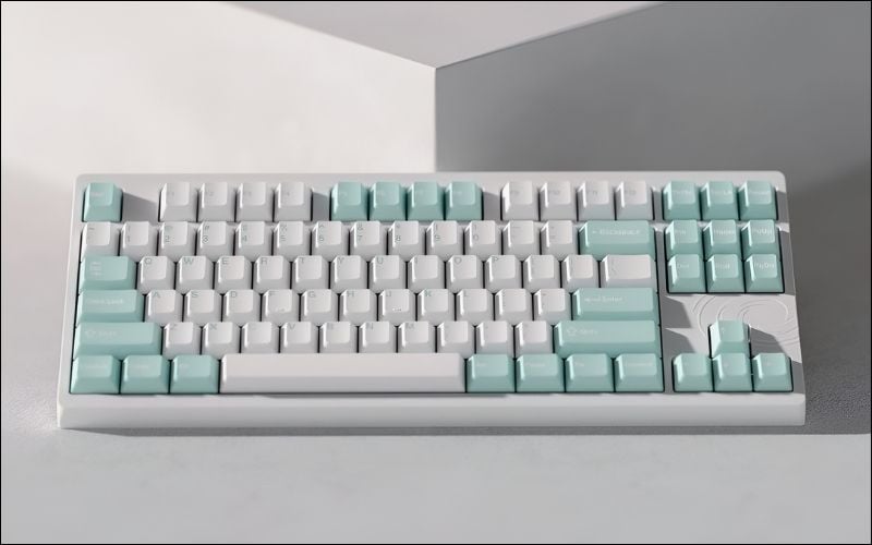 Bàn phím Vortex&nbsp;với layout nhỏ gọn, keycap PBT bền bỉ và thiết kế tối giản