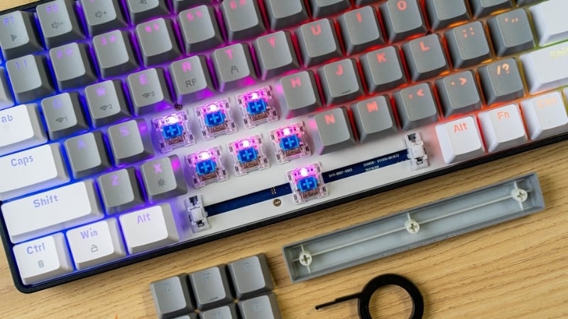 Bàn phím E-Dra EK384 Triple Mode Beta Red Switch có hệ thống RGB