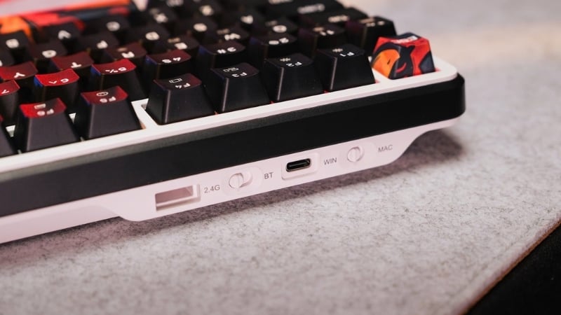 Bàn phím cơ E-Dra EK375S Red Switch kết nối Triple Mode linh hoạt