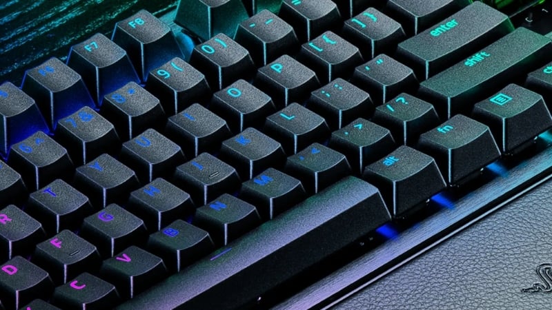 Bàn phím cơ Razer Huntsman V3 Pro 8KHz điều chỉnh điểm kích hoạt của từng phím