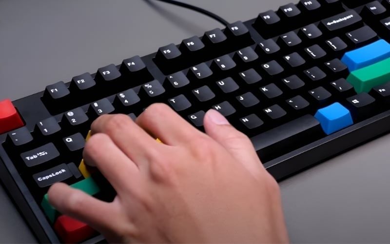Bàn phím iKBC&nbsp;mang lại cảm giác gõ nhất quán và độ phản hồi cao