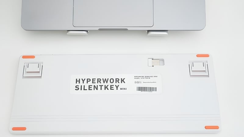 Bàn phím không dây HyperWork SilentKey Mini TS01M Trắng có viên pin bền bỉ