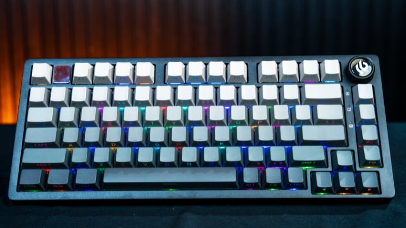 Bàn phím Leobog Hi75C PRO TM HI7506 có thiết kế xám đen gradient