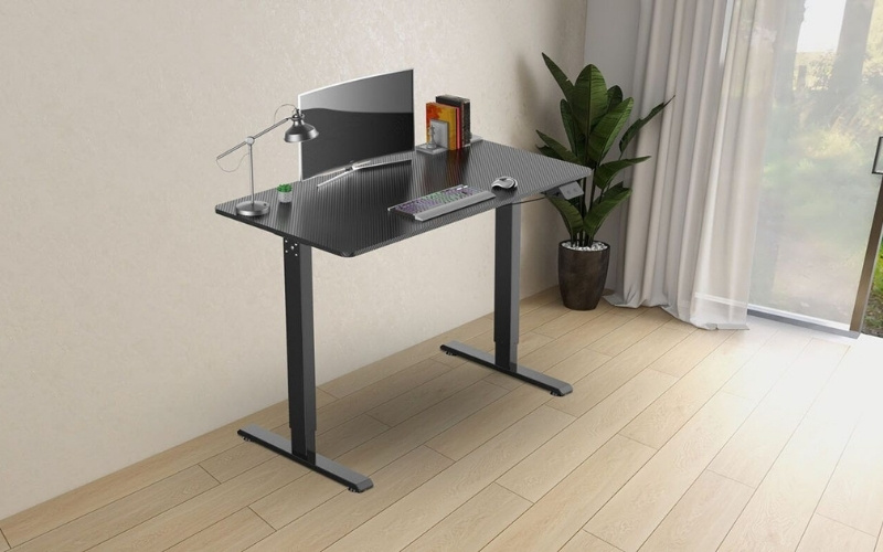 Bàn gaming Warrior là sản phẩm đến từ một thương hiệu nổi bật trong lĩnh vực phụ kiện gaming