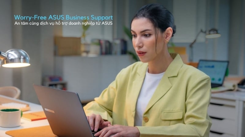 Laptop Asus ExpertBook P3 P3406CCAP U516W có RAM DDR5 và SSD PCIe 4.0