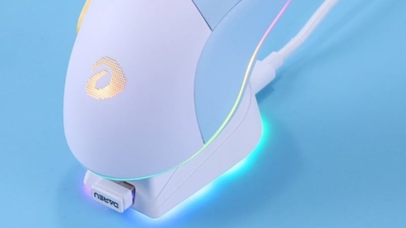 Chuột DareU EM901X RGB Superlight Wireless White Blue có dock sạc RGB tạo sự thuận tiện