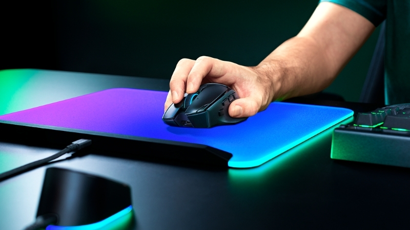 Chuột Razer Basilisk V4 Pro Black có switch quang học Gen-4