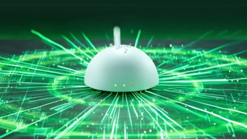 Chuột Razer Không dây Viper V4 Pro Trắng sở hữu tốc độ phản hồi HyperPolling 8000Hz