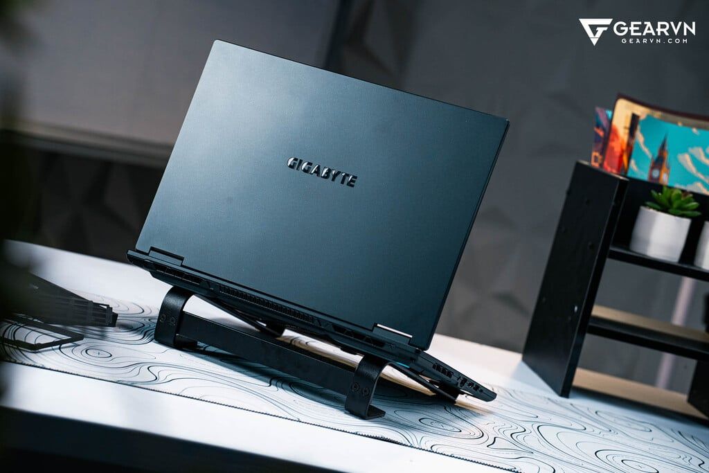 GEARVN - Laptop gaming Gigabyte A16 CMHH2VN893SH