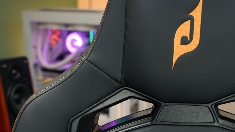 Ghế gaming E-Dra EGC2026LUX có chất liệu da Nappa cao cấp