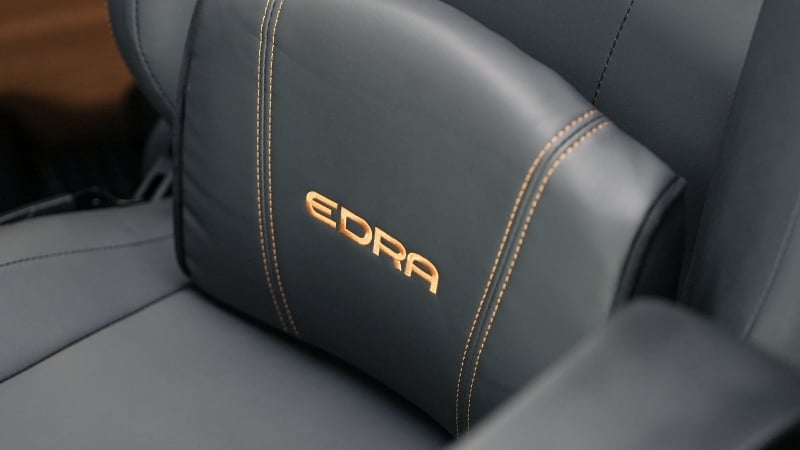 Ghế gaming E-Dra EGC2026LUX có đệm đúc nguyên khối