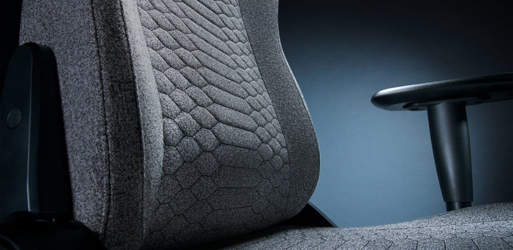 Thiết kế công thái học giúp duy trì đường cong tự nhiên của cột sống