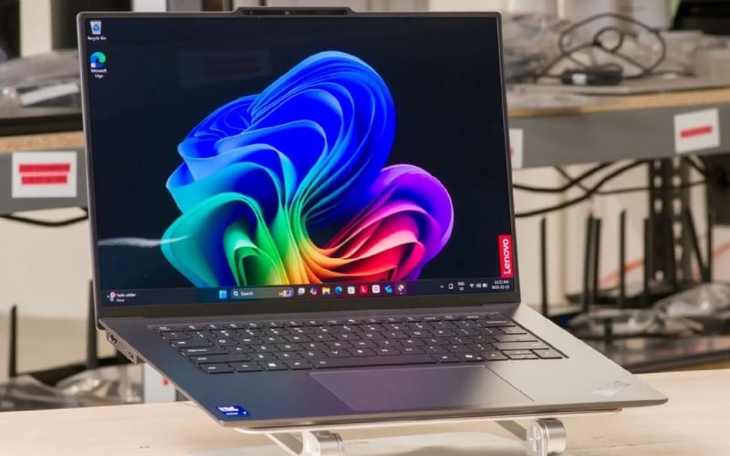Lenovo nổi tiếng với sự đa dạng sản phẩm và độ bền bỉ, đặc biệt là dòng ThinkPad