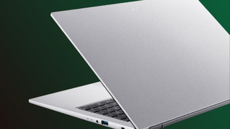 Laptop Acer Aspire Go 15 AI AG15 72P 54GY có thiết kế 1.53kg