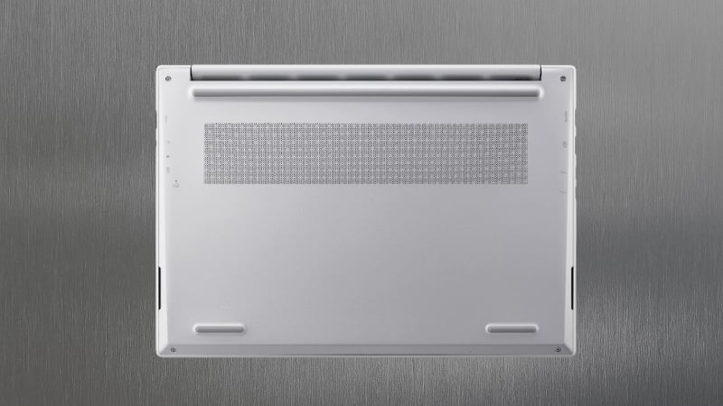 Laptop Acer Swift Go 14 AI SFG14 I71 70RP được trang bị RAM 32GB LPDDR5X