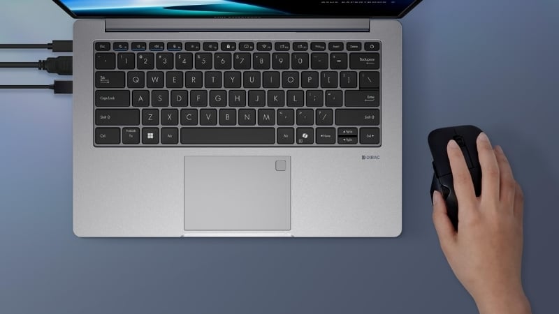 Laptop ASUS ExpertBook P1403CVA-C3U08-50W có bàn phím êm và viên pin trâu