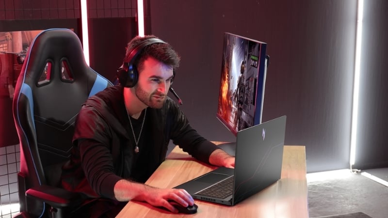 Laptop Acer Nitro ProPanel ANV15 52 78MD có Intel Core 7 240H 16 nhân