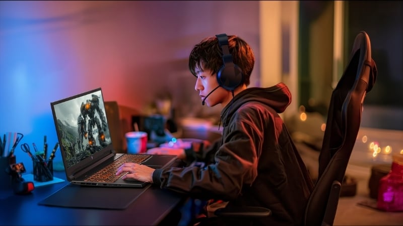 Laptop Acer Nitro ProPanel ANV16-72-71T9 có thiết kế gaming mạnh mẽ