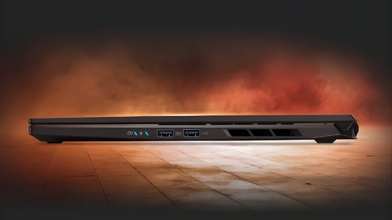 Laptop Acer Nitro ProPanel ANV16S-71-58WQ có hệ thống cổng kết nối đầy đủ