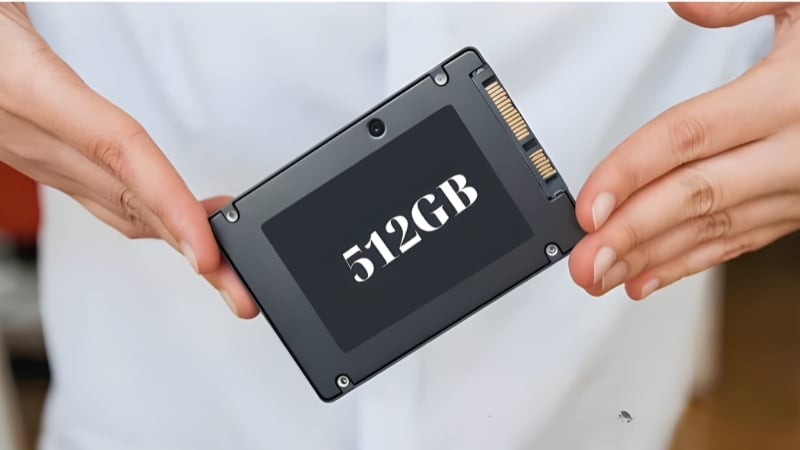 Laptop gaming Acer Nitro V 15 ANV15 41 R2UP sở hữu SSD 512GB PCIe NVMe linh hoạt