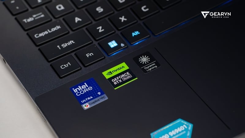 Acer Predator Triton 14 AI có hiệu năng mạnh mẽ