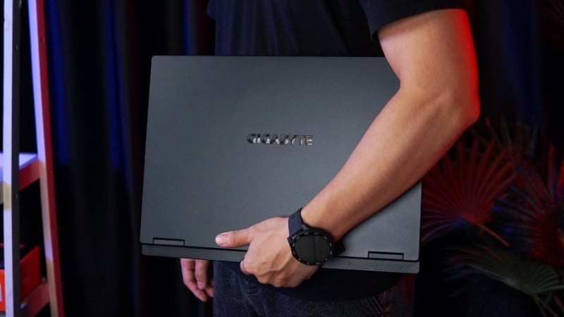 Laptop gaming Gigabyte A16 CMHI2MY893SH có thiết kế Black Steel hiện đại