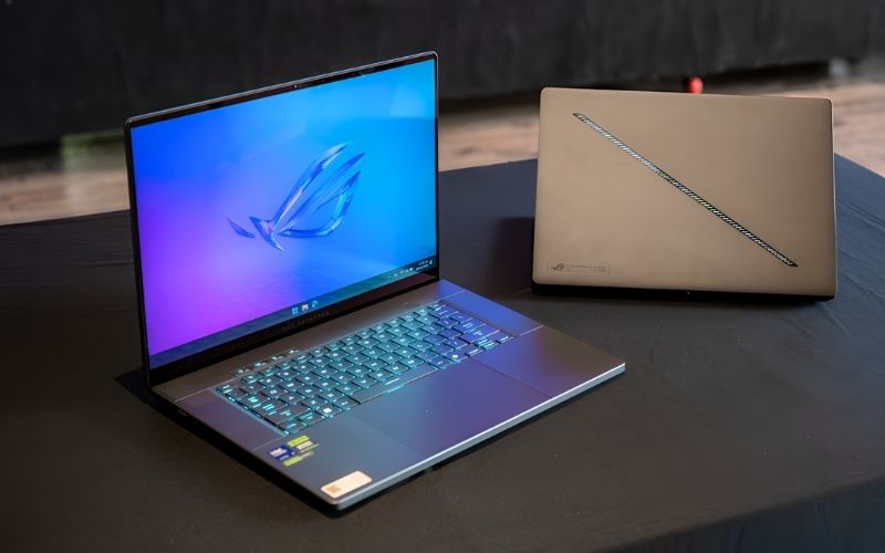 Laptop gaming ASUS ROG Zephyrus G16 GU605CX QR147W