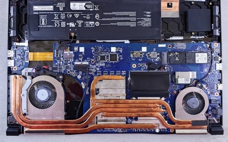 Công nghệ tản nhiệt đáng chú ý trên laptop gaming như buồng hơi, quản lý nhiệt tự động,...