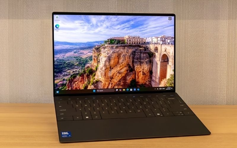 Laptop Dell mang đến độ bền cao, hiệu năng ổn định
