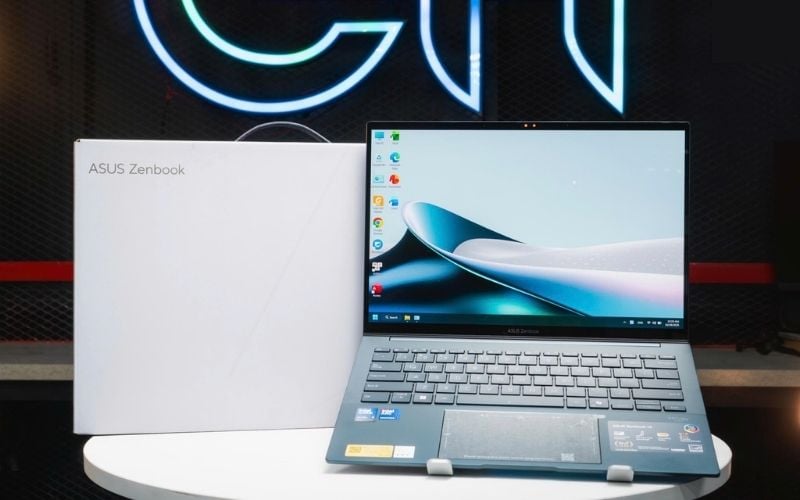 Laptop&nbsp;ASUS Zenbook 14 UX3405CA PZ204WS