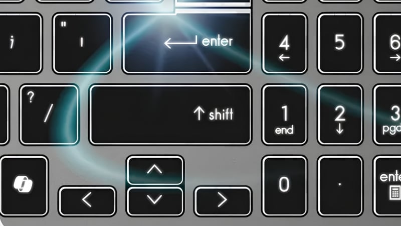 Laptop MSI Modern 16S G3MG-016VN có bàn phím Copilot