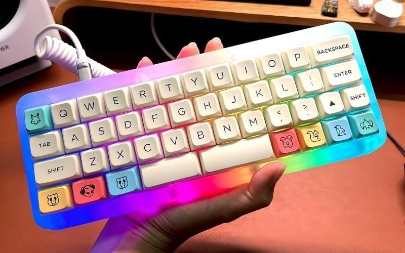 Layout 60%&nbsp;lược bỏ nhiều phím phụ