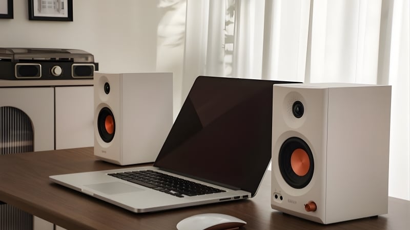 Loa máy tính Edifier MR3 White được trang bị hệ thống kết nối phong phú