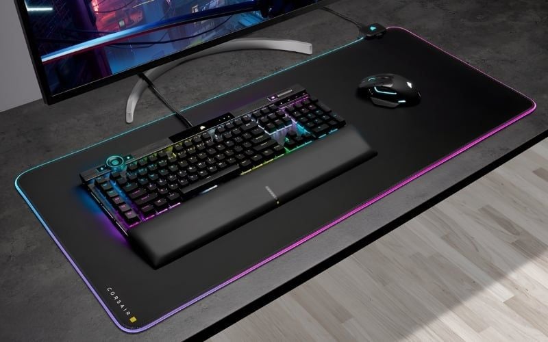 Lót chuột Corsair MM700 RGB Extended