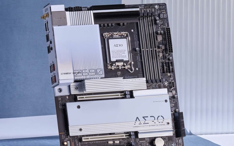 Mainboard X670 hỗ trợ RAM DDR5