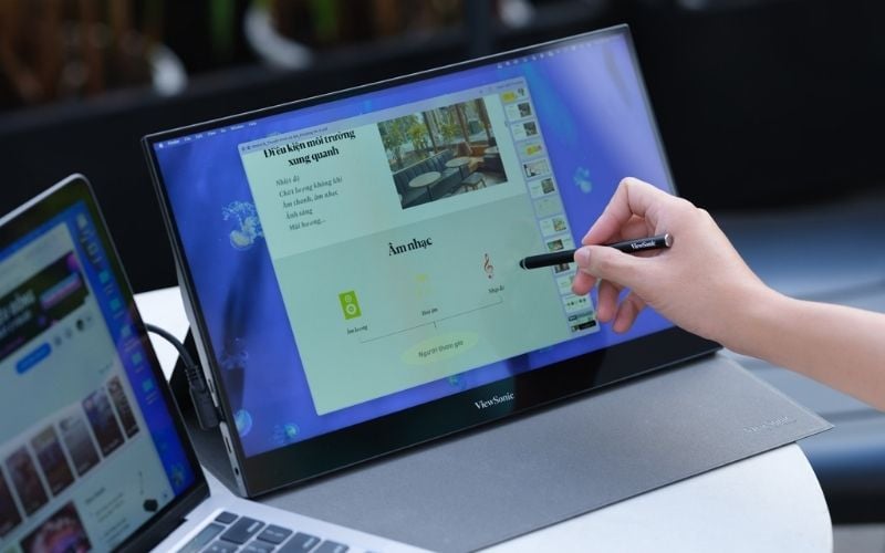 Màn hình di động cảm ứng mở rộng không gian làm việc và tăng cường tương tác trực quan